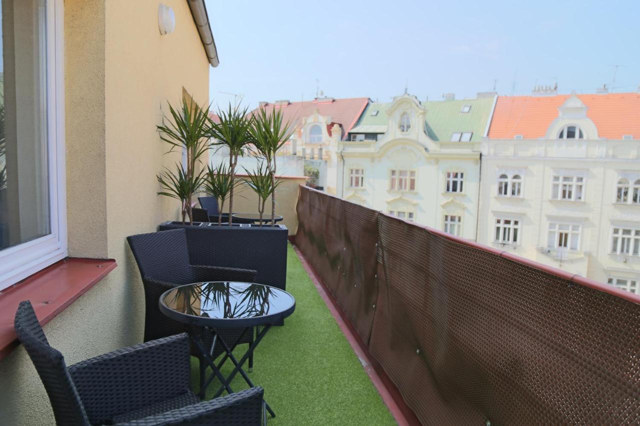 Charles Square Apartments Praga Zewnętrze zdjęcie